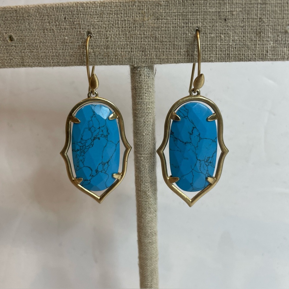 Stella & Dot Amala Gold/turquoise color chandelier earrings